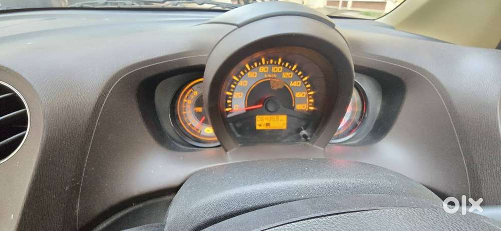 Honda Brio V Automatic, 2013, Petrol