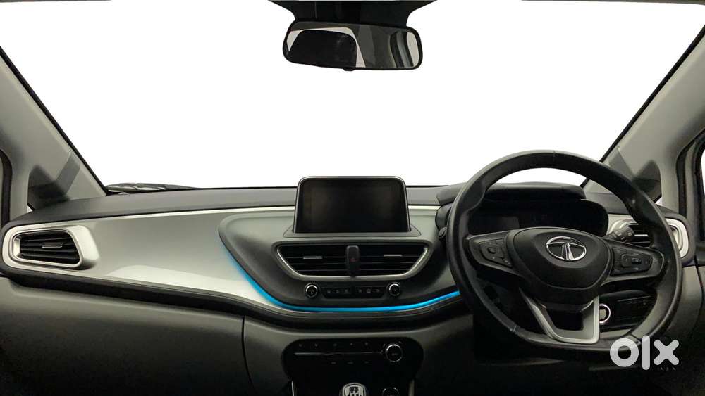 Tata Altroz Xz, 2020, Petrol