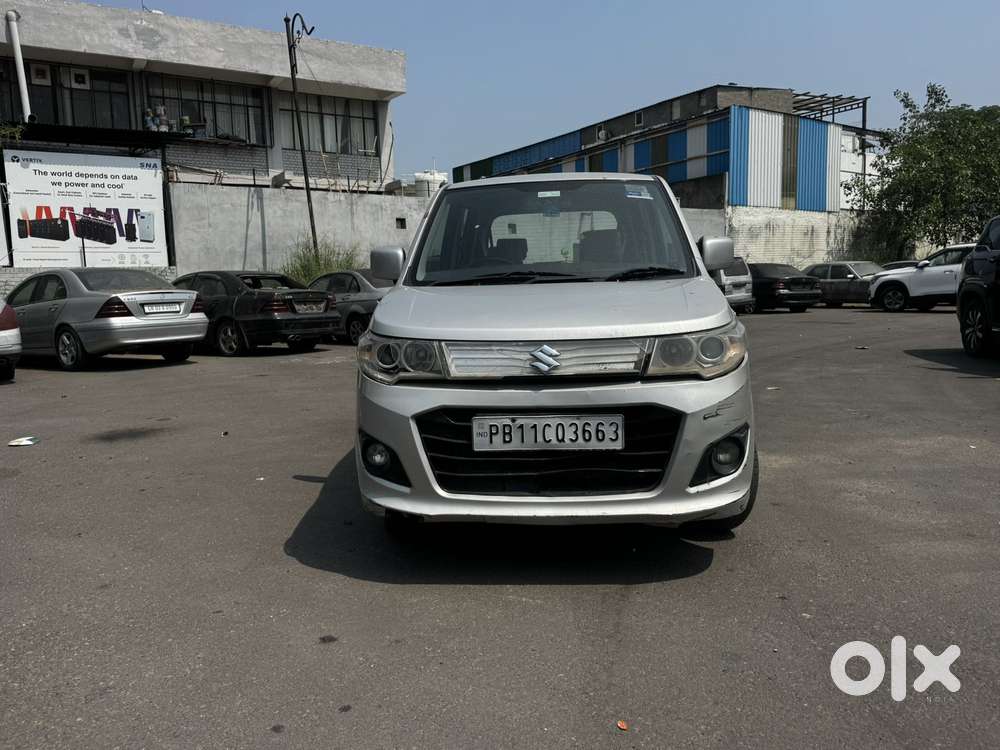 Maruti Suzuki Wagon R Vxi Plus Mt, 2018, Petrol