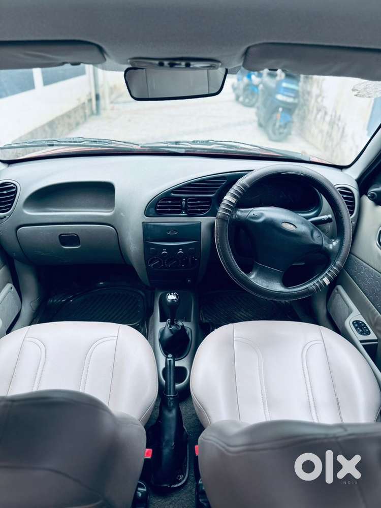 Ford Ikon Petrol 2005