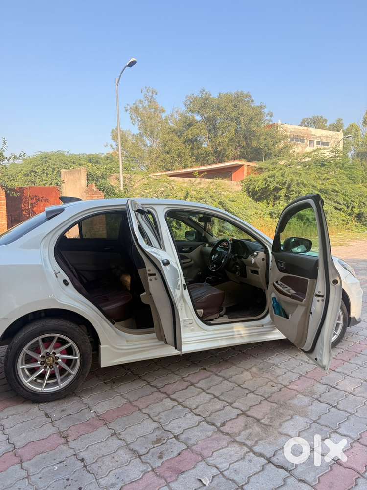 Maruti Dzire Petrol 2022