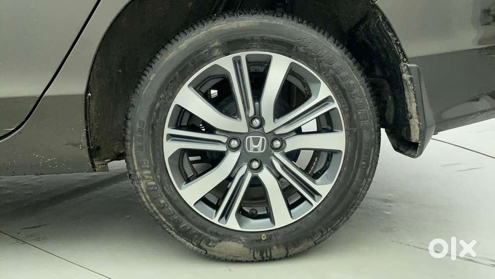 Honda City 1.5 V 4th Gen I-vtec Mt, 2022, Petrol