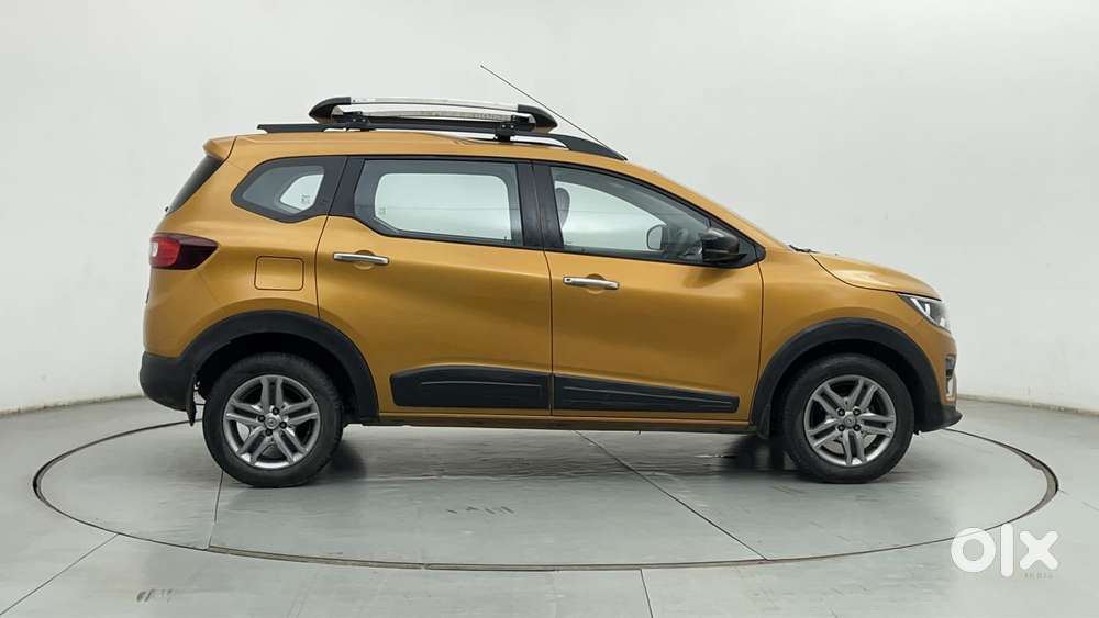 Renault Triber Rxz Easy-r Amt, 2023, Petrol