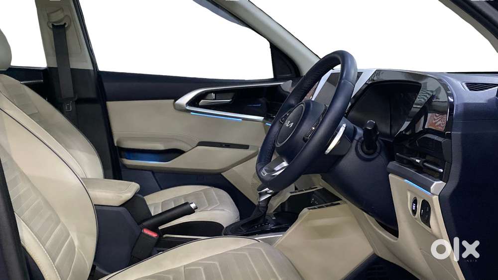 Kia Carens 1.4 Luxury Plus Dct 7 Str, 2022, Petrol