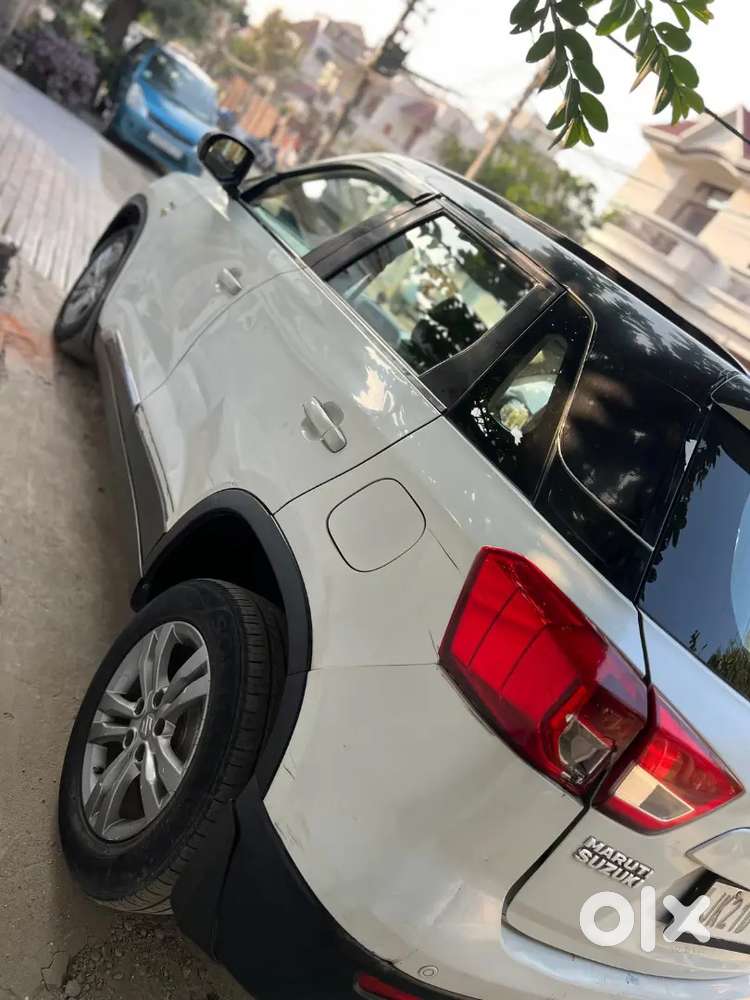 Maruti Suzuki Brezza 2017. Less Driven. Vip No. 2222