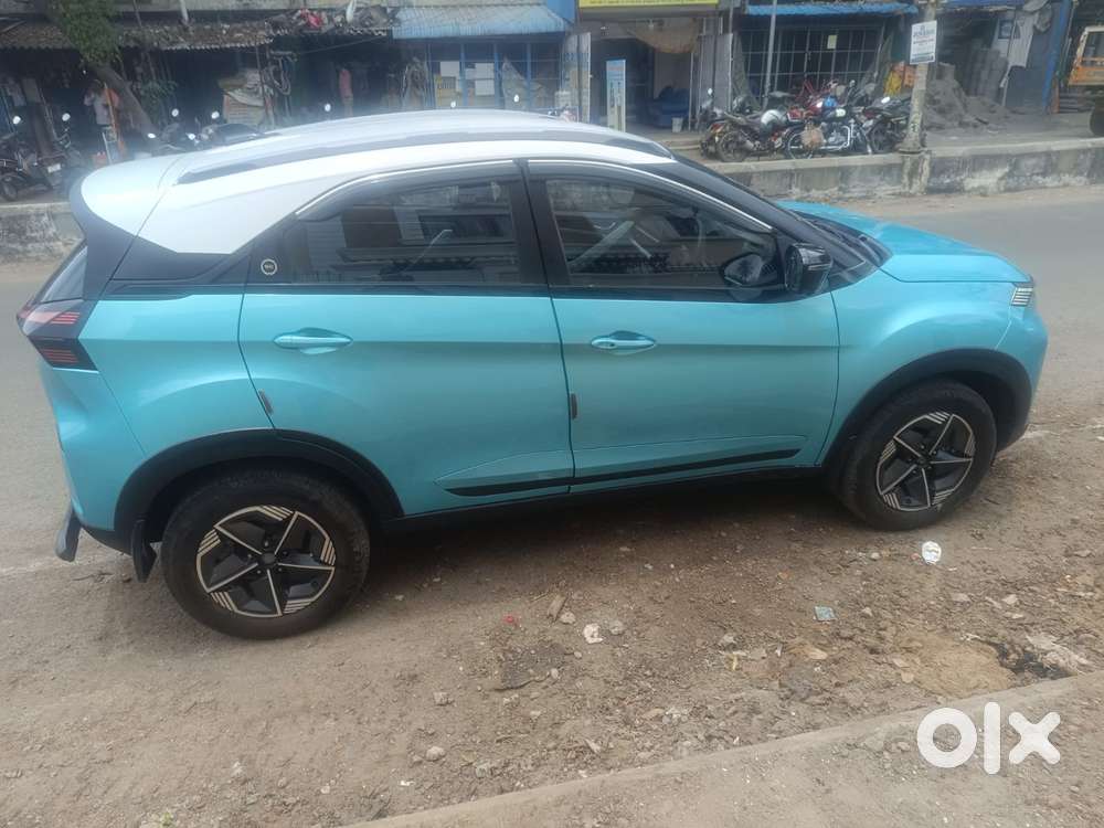 Tata Nexon Creative Plus 1.2 Revotron Petrol 7dca, 2024, Petrol