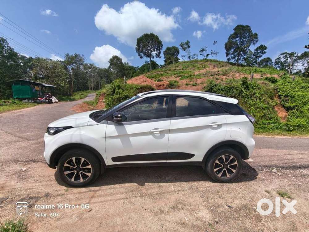 Tata Nexon 1.2 Revotron Xz Plus, 2021, Petrol