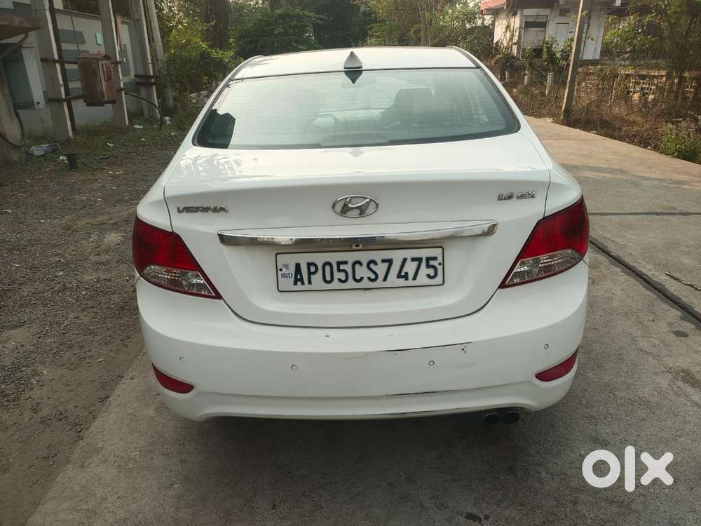Hyundai Verna Fluidic 1.6 Crdi Sx, 2014, Diesel