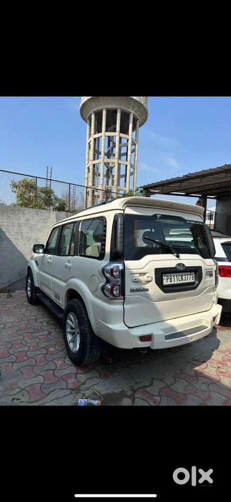 Mahindra Scorpio Diesel 2017
