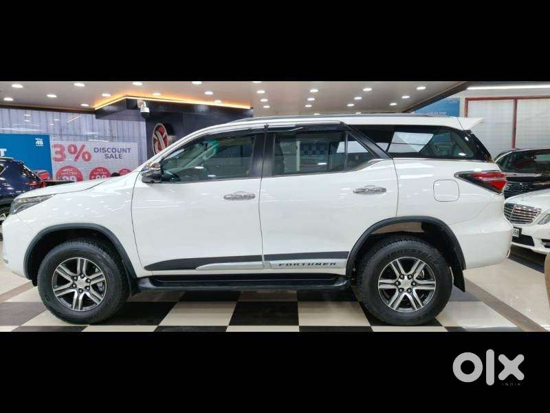 Toyota Fortuner 2.7 2wd At, 2022, Petrol