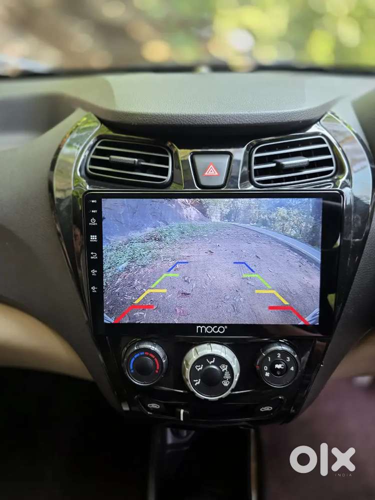 Full Accessories Equipped Eon