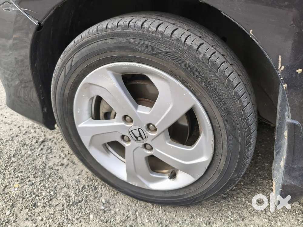 2015 Honda City Vx I-vtec  Top Model Automatic  48k Km  Petrol/cng