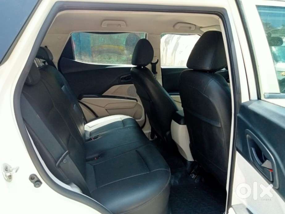 Mahindra Xuv300 W4, 2019, Petrol