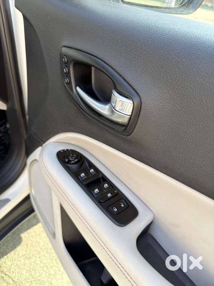 Jeep Compass 2.0 Limited Plus, 2019, Petrol