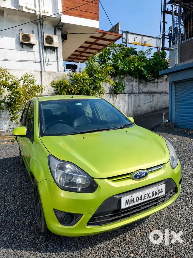 Ford Figo Petrol Titanium, 2011, Petrol