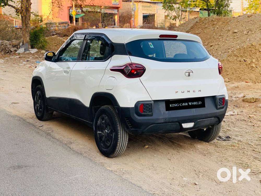 Tata Punch 1.2 Revotron Adventure Camo, 2022, Petrol