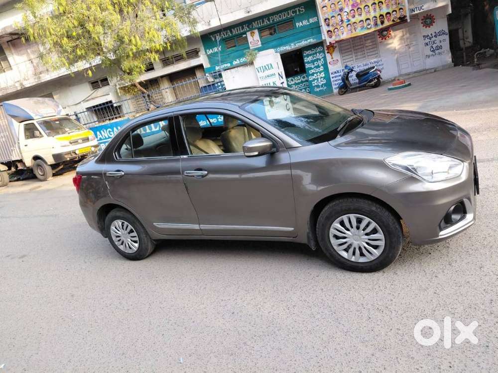 Maruti Suzuki Dzire 1.2 Vxi, 2022, Petrol