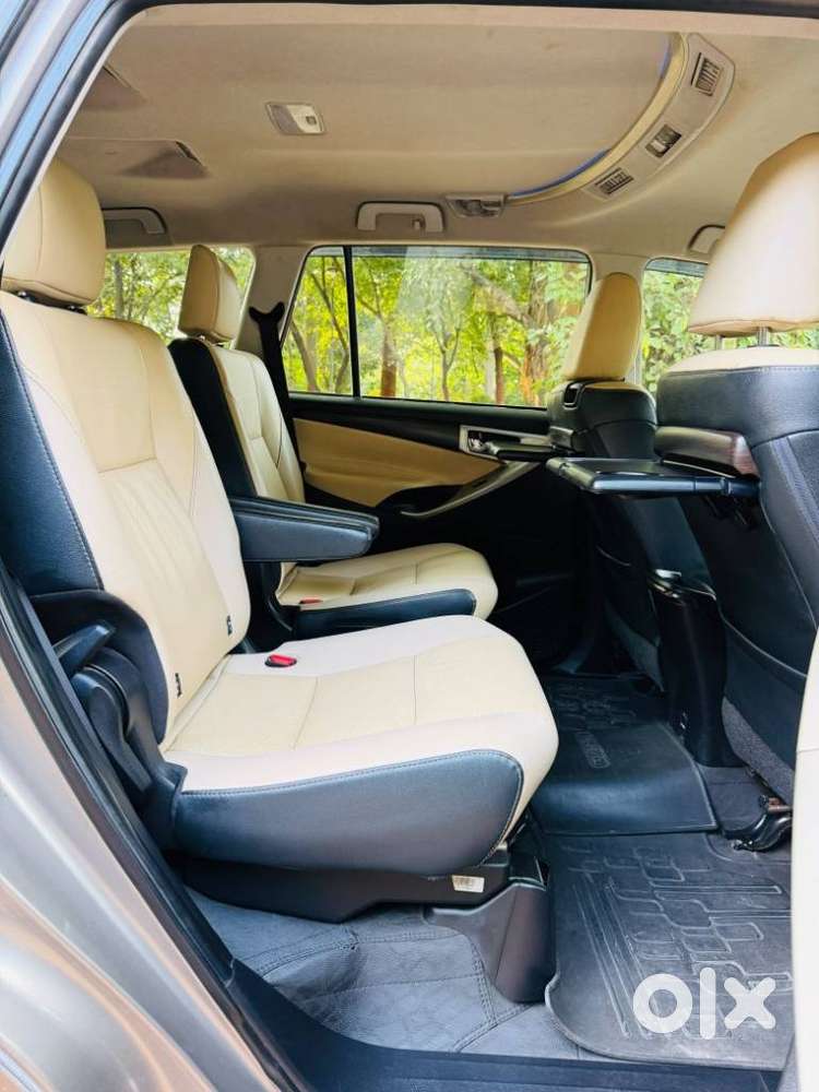 Toyota Innova Crysta 2.8z Automatic, 2019, Diesel