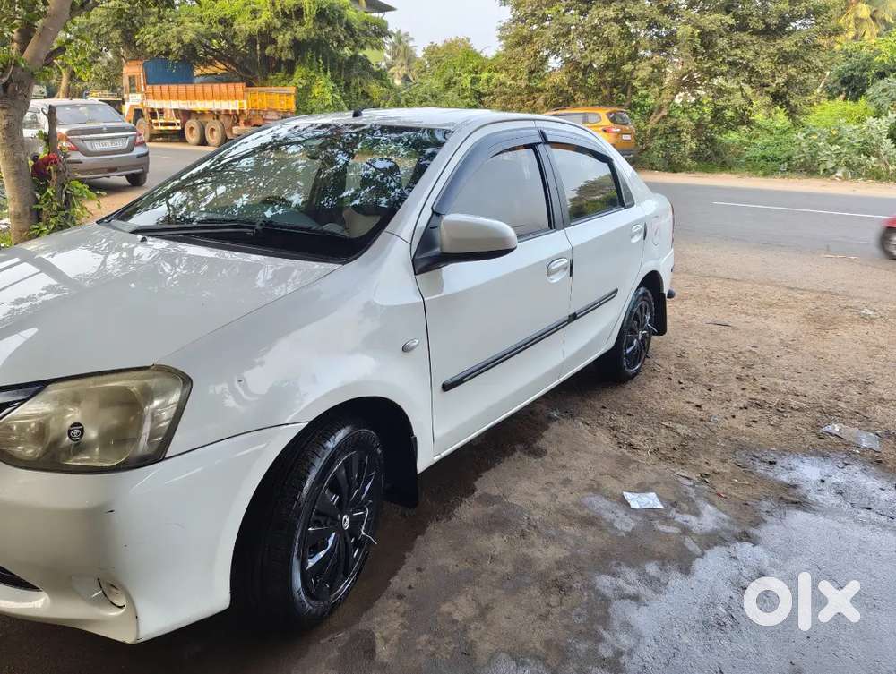 Toyota Etios 2015 Diesel Well Maintained