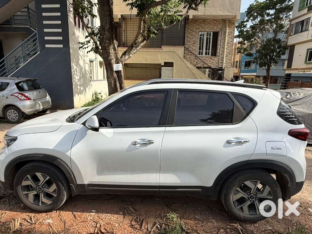 Kia Sonet Petrol 2023