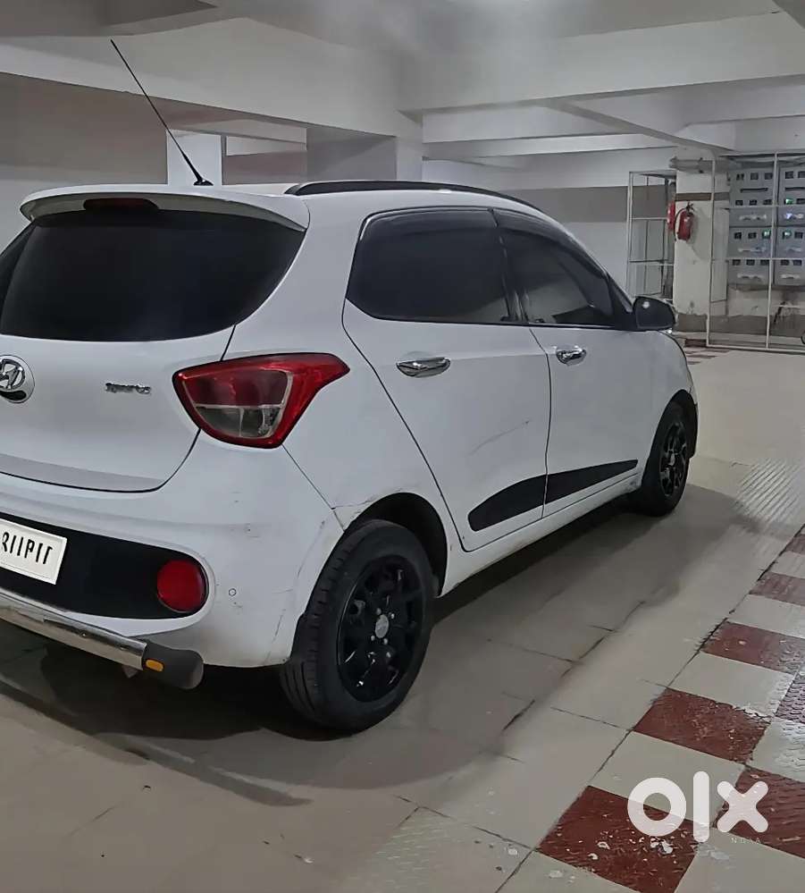 Hyundai Grand I10 Sportz Petrol 2019