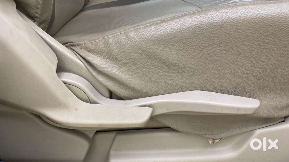 Maruti Suzuki Ertiga Zxi Plus Shvs, 2020, Petrol
