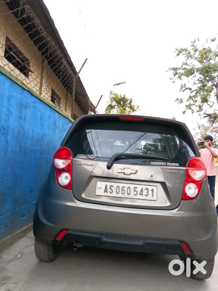 Chevrolet Beat Lt Petrol 2015