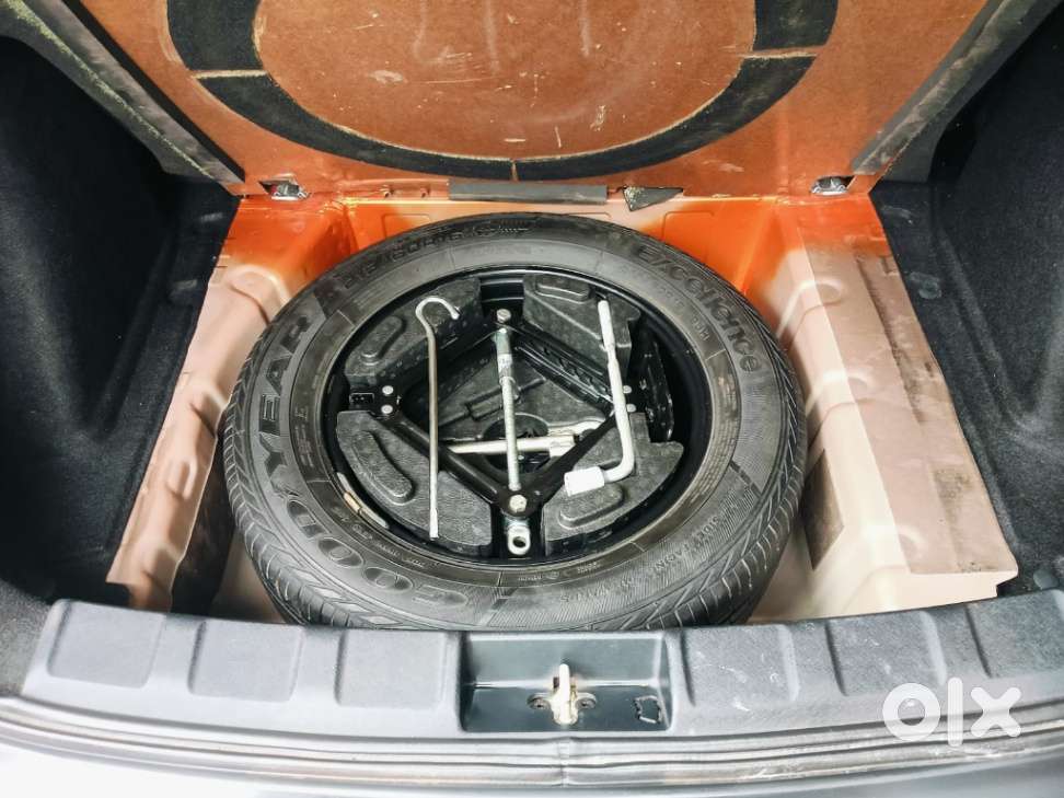 Tata Nexon 1.2 Revotron Xza Plus Dualtone, 2019, Petrol