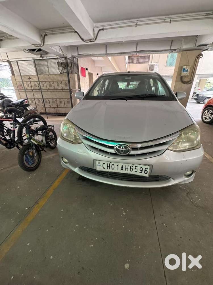Toyota Etios 2011 Petrol 215000 Km Driven