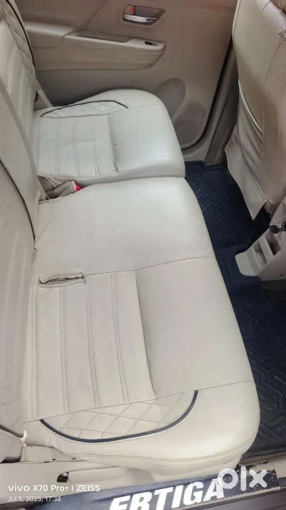 Maruti Suzuki Ertiga 2023 Cng & Hybrids 90000 Km Driven