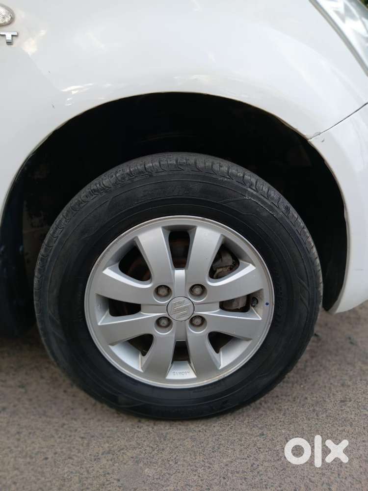 Maruti Suzuki Ritz Zxi Bs-iv, 2014, Petrol