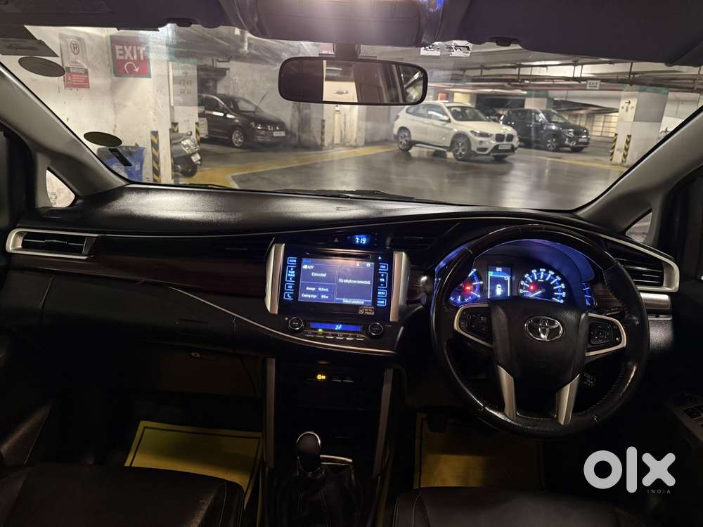 Toyota Innova Crysta Zx 2.4 Diesel 7 Seater, 2016, Diesel