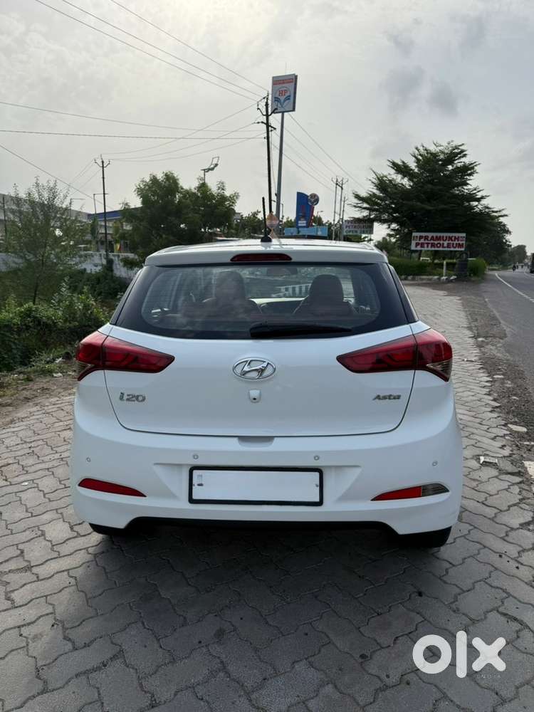 Hyundai I20 2018 Petrol 33000 Km Driven