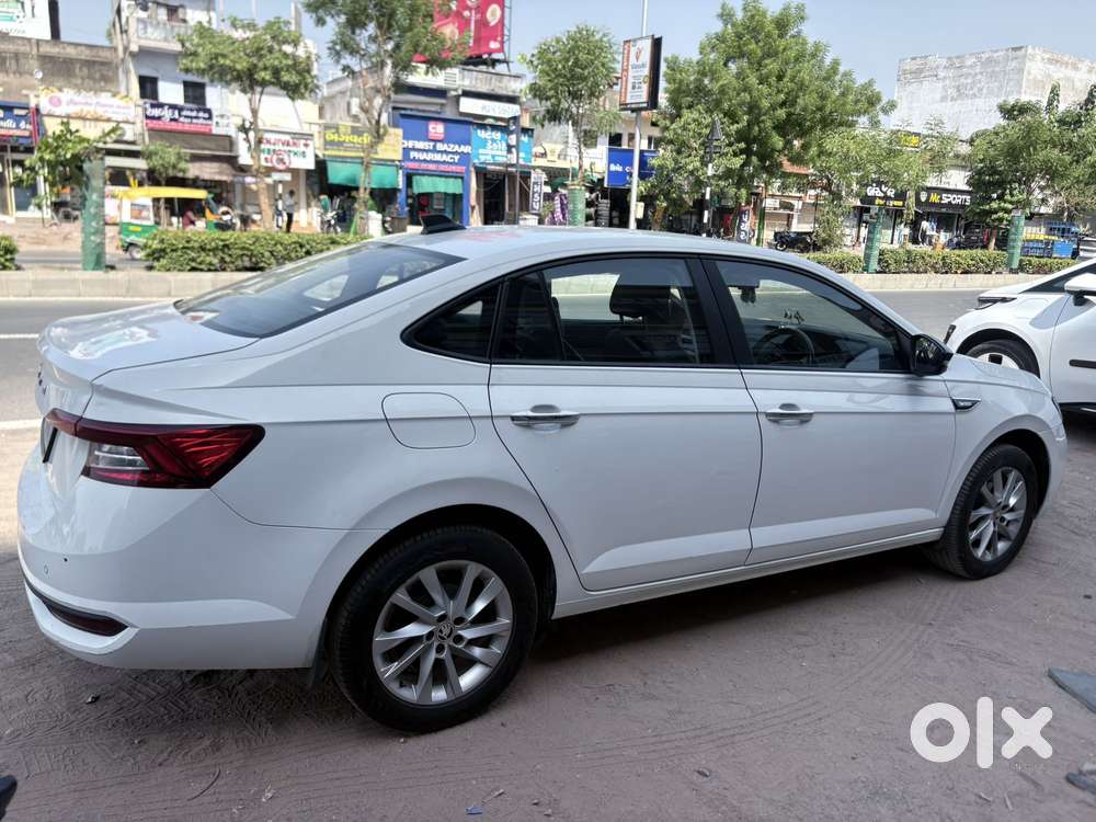 Skoda Slavia Ambition 1.0l Tsi Mt, 2022, Petrol