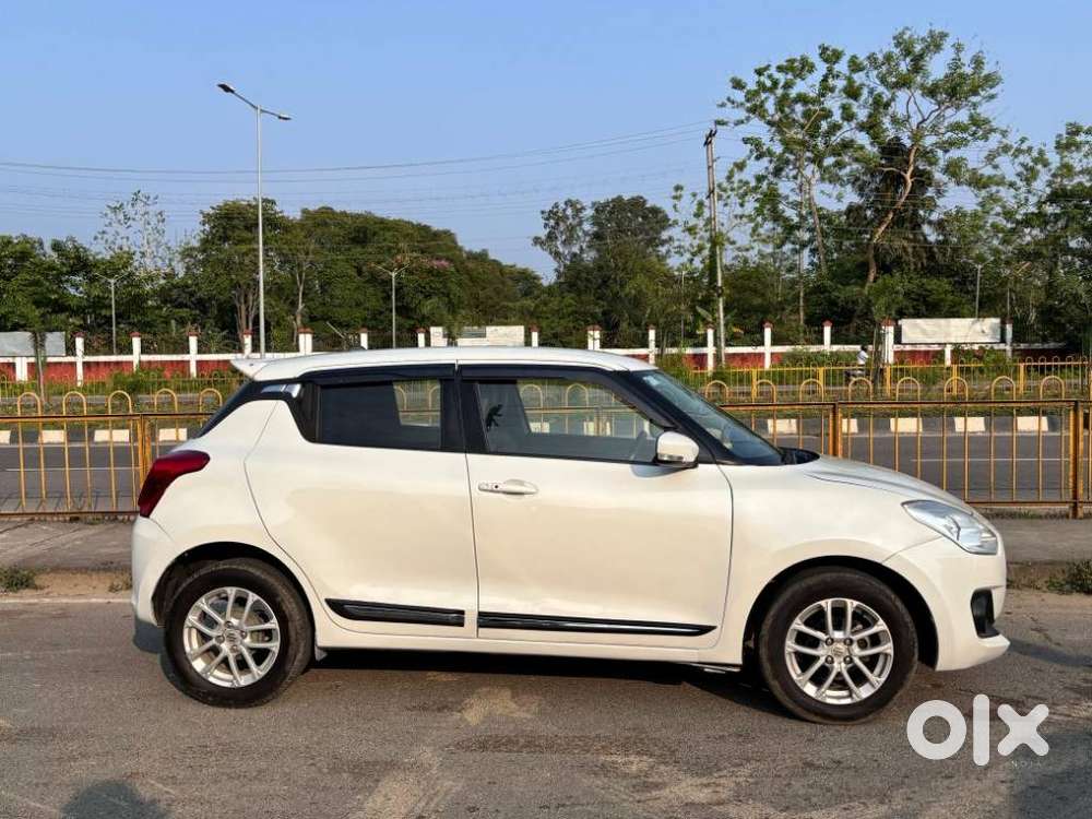 Maruti Suzuki Swift Vvt Zxi, 2019, Petrol