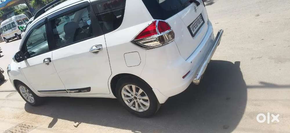 Maruti Suzuki Ertiga 2015 Diesel 80000 Km Driven