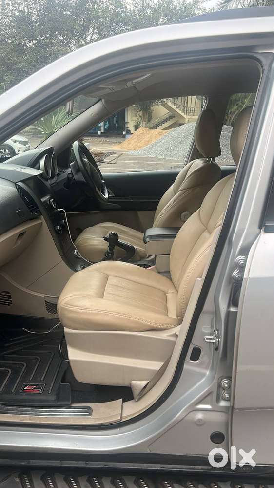 Mahindra Xuv500 W8 2016