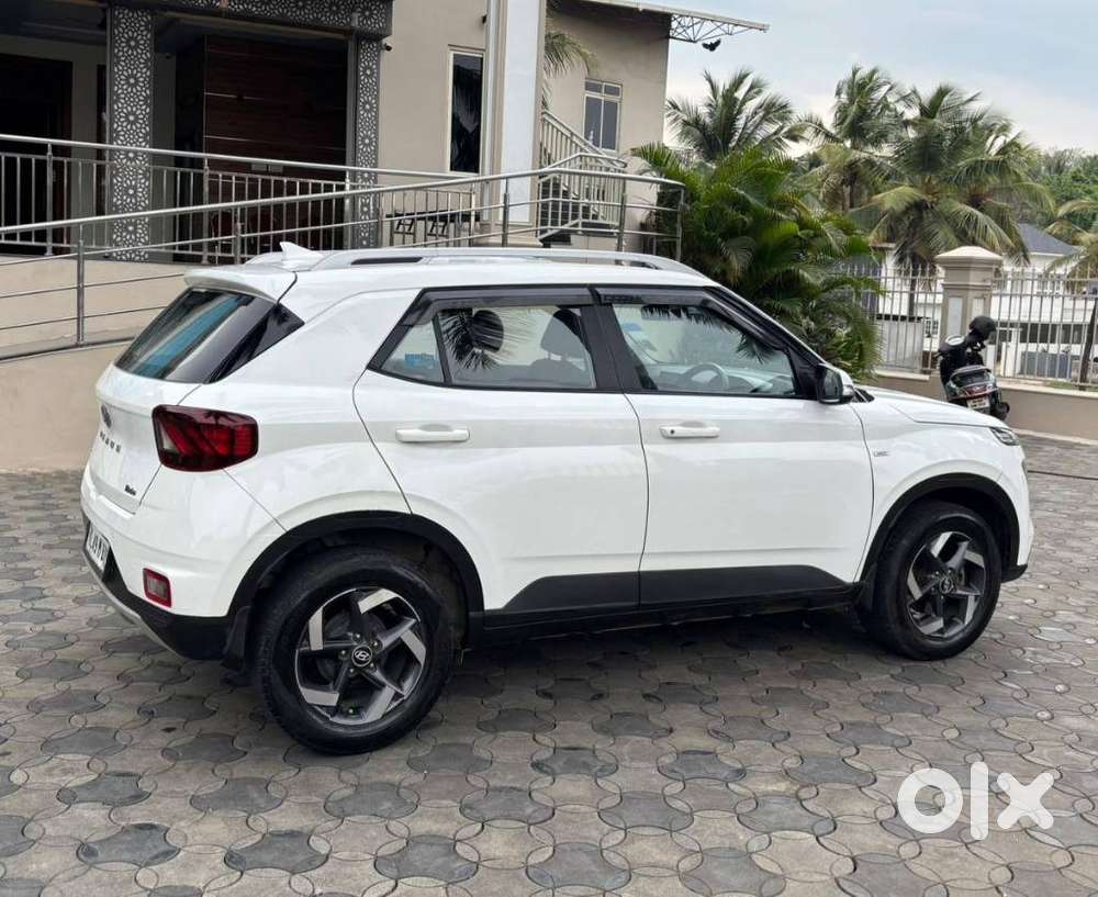 Hyundai Venue 1.0 Sx Turbo Imt, 2020, Petrol
