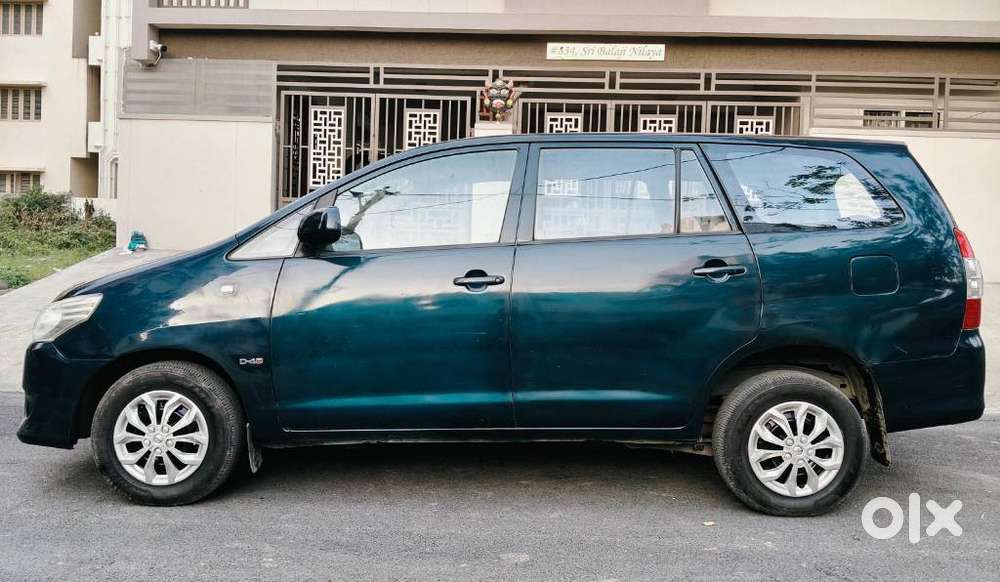 Toyota Innova 2.5 G (diesel) 8 Seater, 2005, Diesel