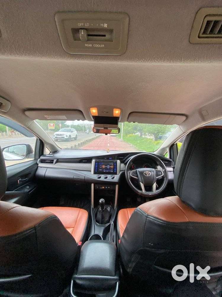 Toyota Innova Crysta 2.4 G Mt, 2016, Diesel