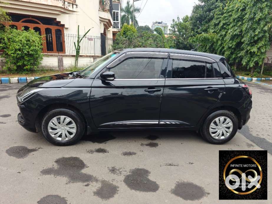 Maruti Suzuki New-gen Swift Vxi, 2025, Petrol