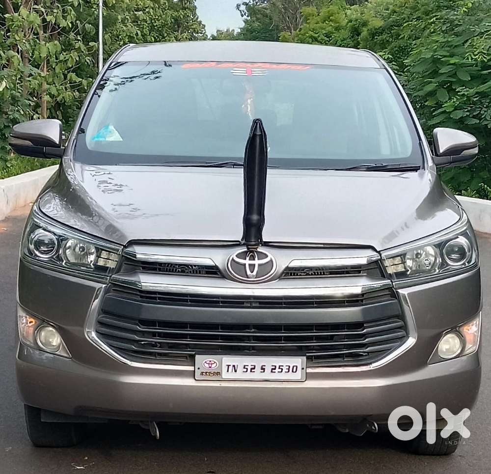 Toyota Innova Crysta 2.4 V, 2016, Diesel