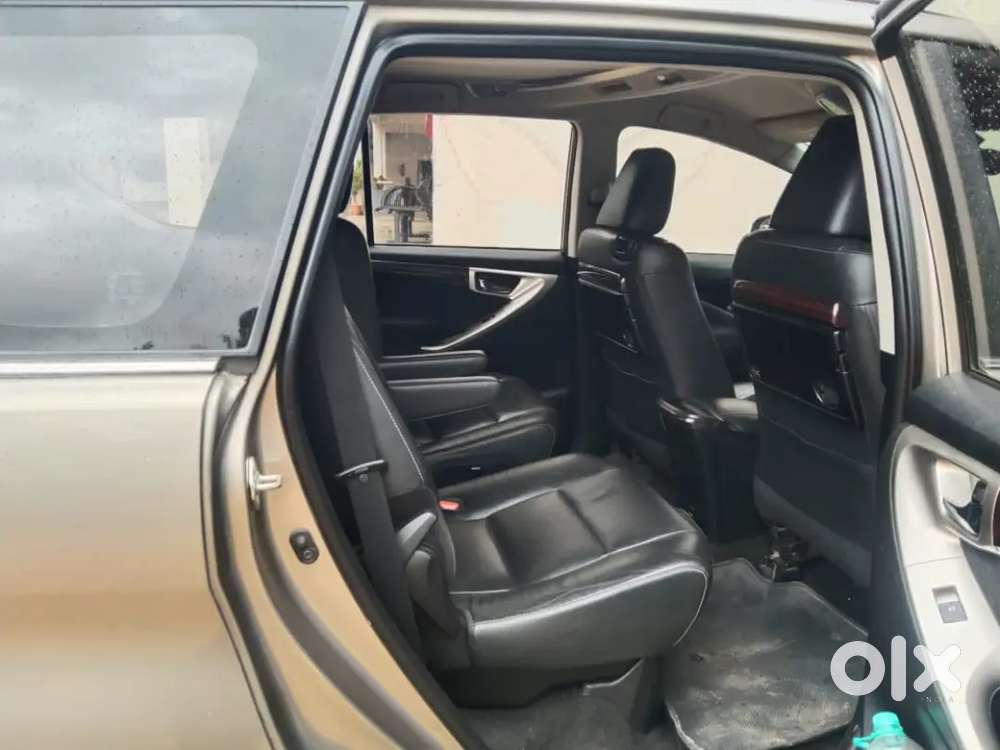 Toyota Innova Crysta 2018 2nd Owner