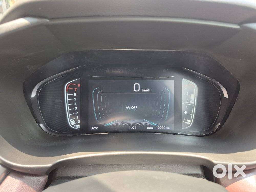 Maruti Suzuki Grand Vitara 1.5 Alpha Smart Hybrid, 2025, Petrol
