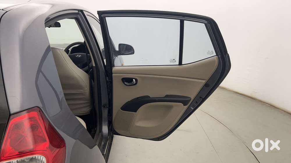 Hyundai I10 Sportz 1.1 Irde2, 2015, Petrol