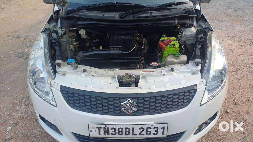 Maruti Suzuki Swift Vxi + Manual, 2012, Petrol