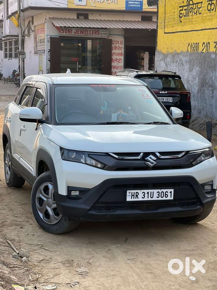 Maruti Suzuki Brezza Vxi 2023
