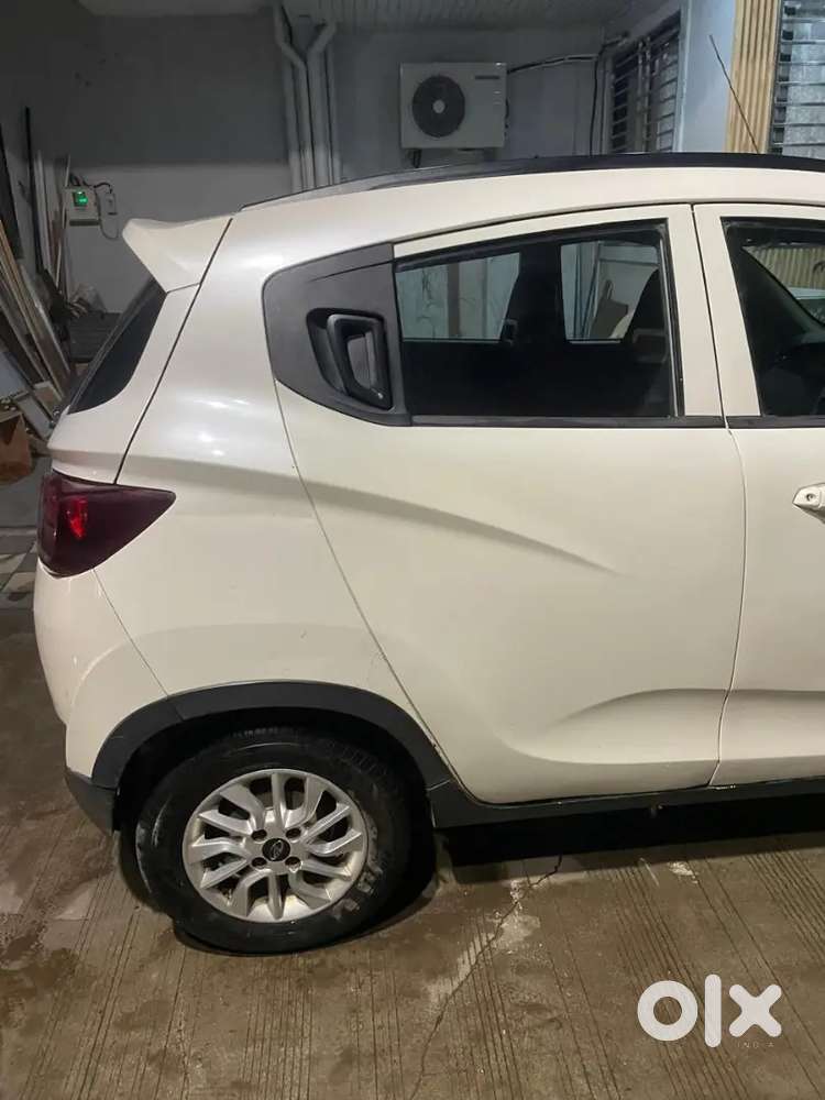 Kuv100 6 Seater Petrol And Cng