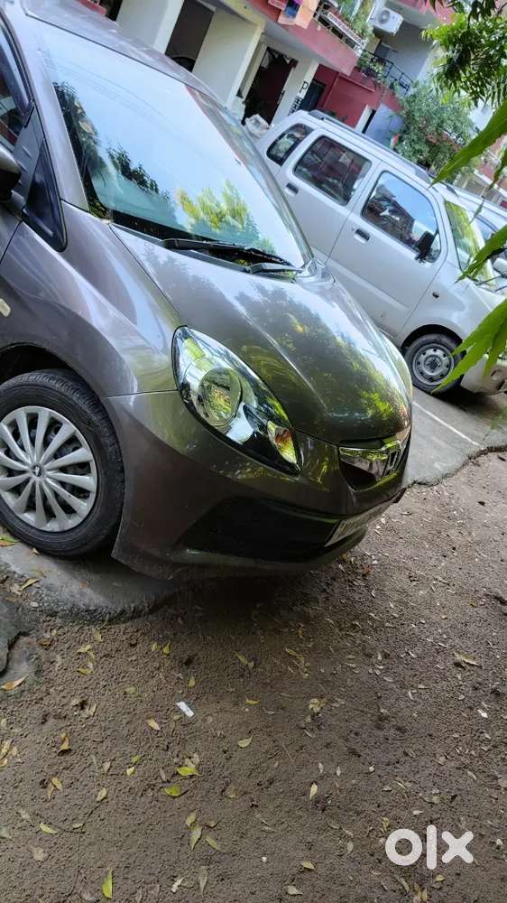 Honda Brio Petrol Mt 2014