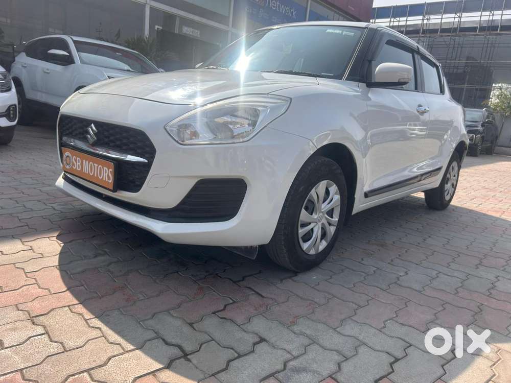 Maruti Suzuki Swift 2018 Vxi, 2022, Petrol